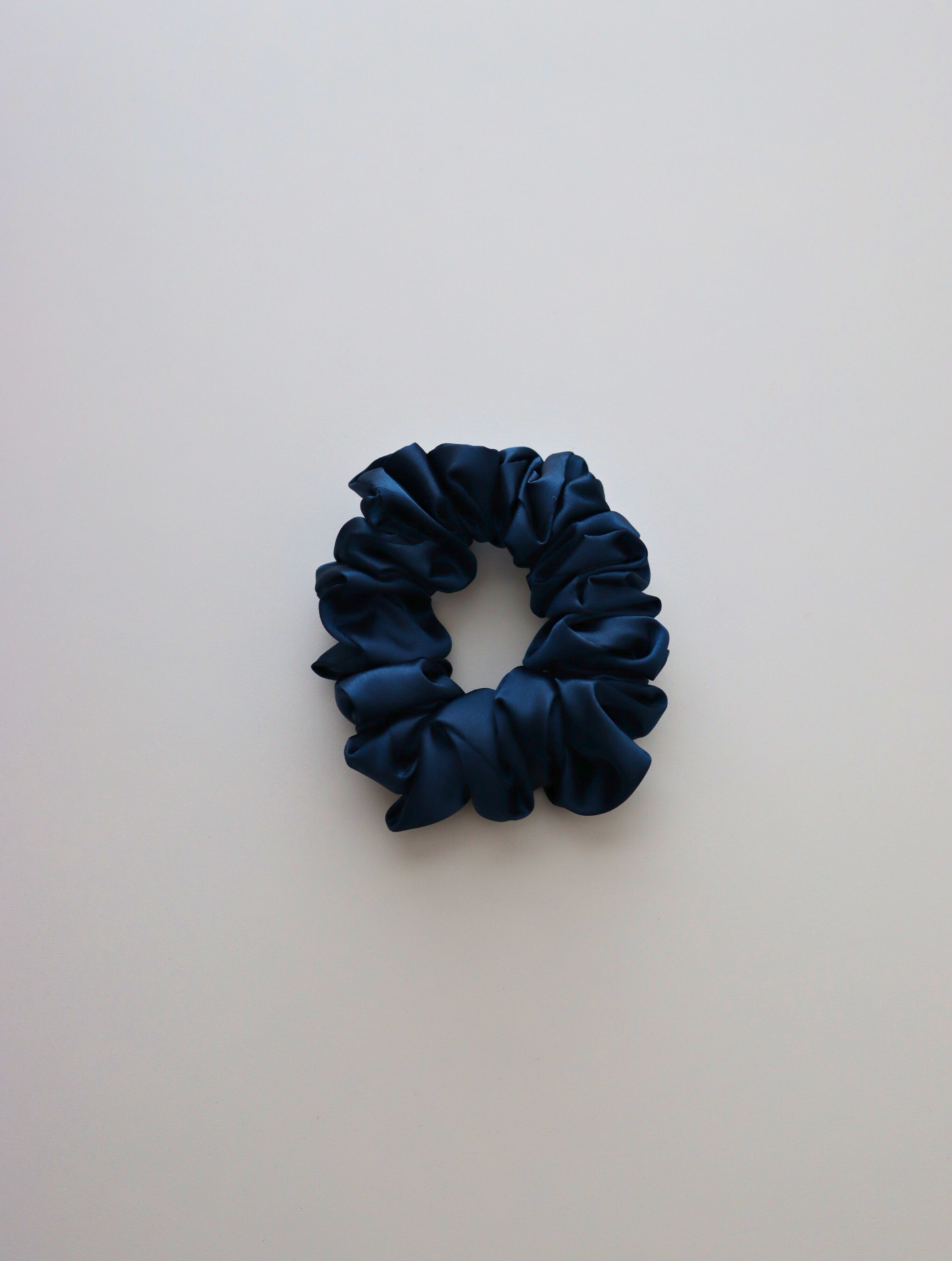 WAVY BLUE SCRUNCHIE