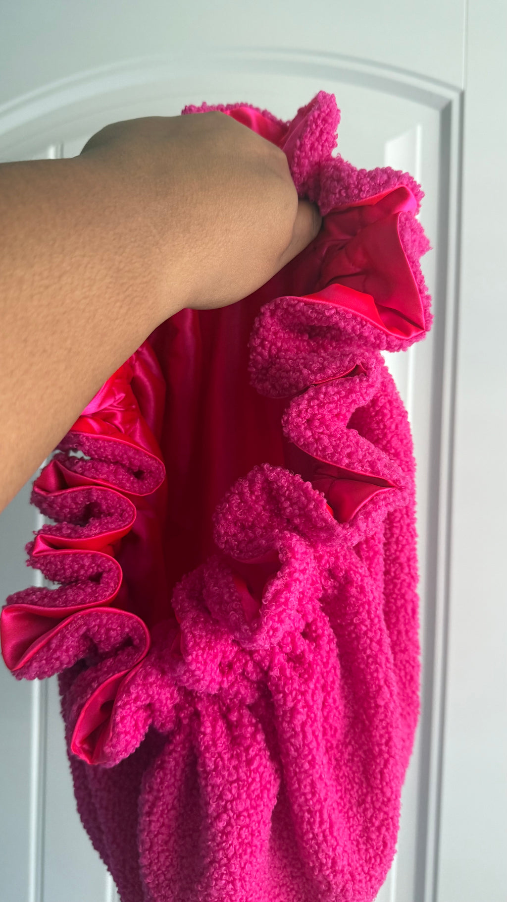 Mean Girl Teddy Ruffle Bonnet