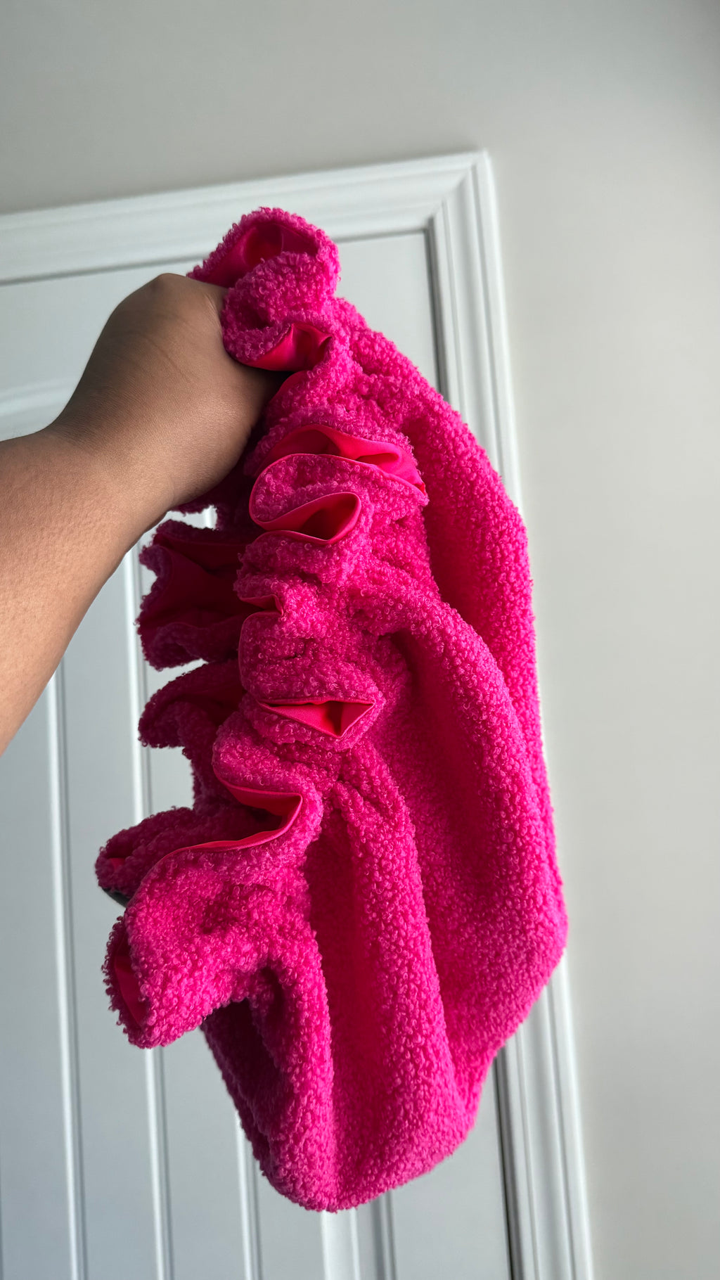 Mean Girl Teddy Ruffle Bonnet