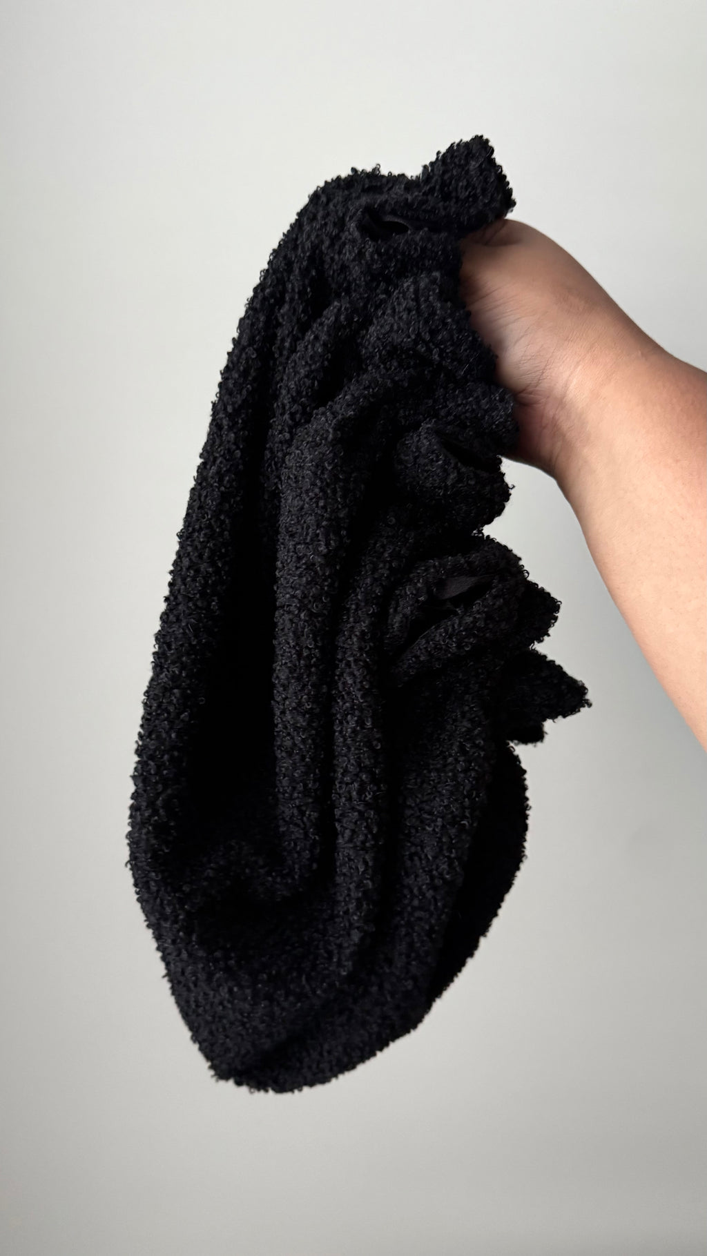 Onyx Teddy Ruffle Bonnet