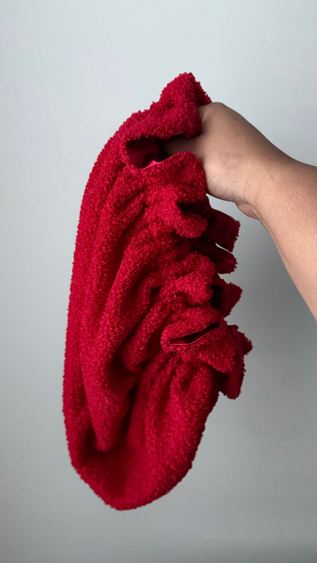 Ruby Woo Teddy Ruffle Bonnet